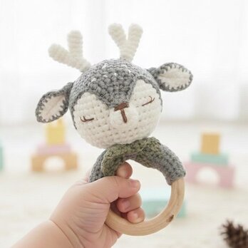 おもちゃ 鹿ちゃん ガラガラ ラトル 0歳 男の子 女の子 編みぐるみ 出産祝い あかちゃん ギフト プレゼント