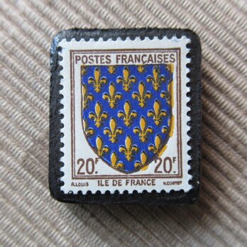 フランス　紋章切手ブローチ6655の画像