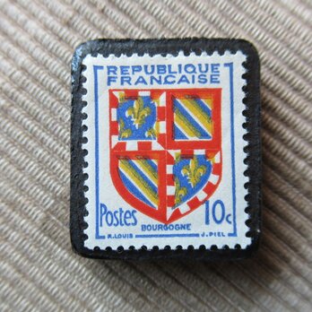 フランス　紋章切手ブローチ6658の画像