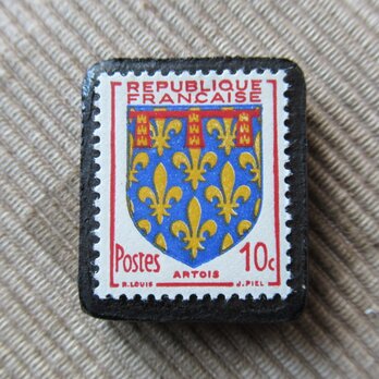 フランス　紋章切手ブローチ6664の画像