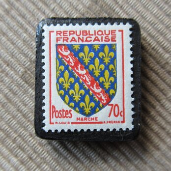 フランス　紋章切手ブローチ6673の画像