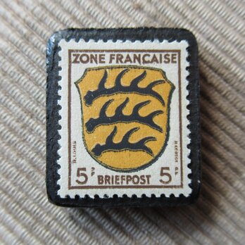 フランス　紋章切手ブローチ6674の画像