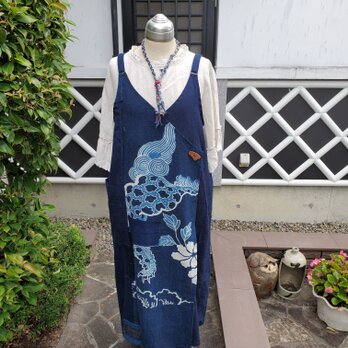 着物リメイク　古布　手作り　BORO 襤褸　藍無地と筒描き　ジャンパースカートの画像