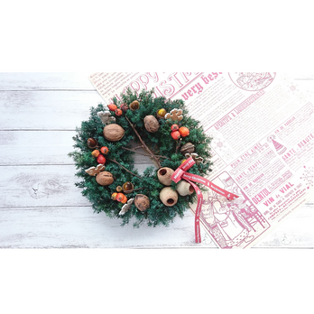 鈴バラと森の恵みのリース（送料込み、但し定形外郵便のみ）