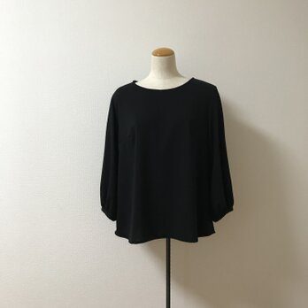ブラウス　黒