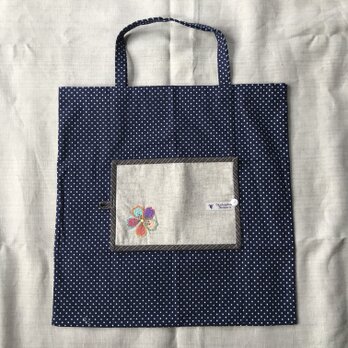 たためるサブバッグ〜桜の刺繍〜の画像