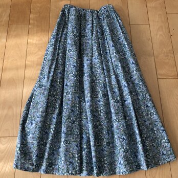 【SALE】ブルーとパープル小花柄スカート（ブルー）の画像