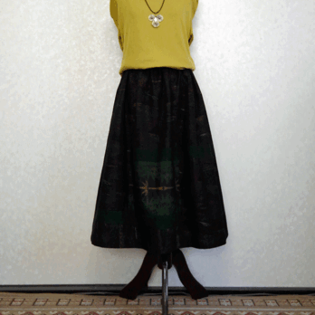 着物リメイク♪3着の紬で作ったシックなパッチスカート（裏地付き）丈７５ｃｍの画像