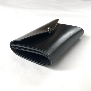 小銭が探しやすい 革のミニ財布 イタリア製レザー Medium Basic Walletの画像