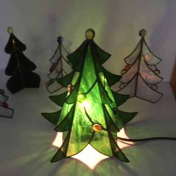 クリスマスツリーのランプの画像