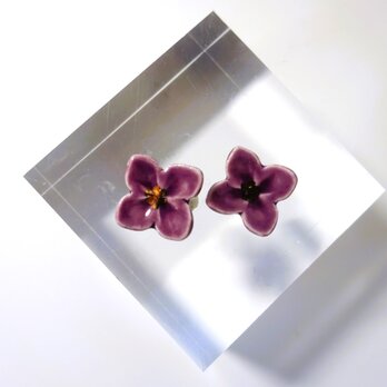 小さい花のpieace／earring (紫）の画像