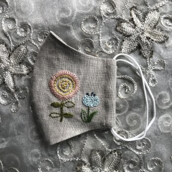 花刺繍3のリネン立体マスク（送料無料）の画像