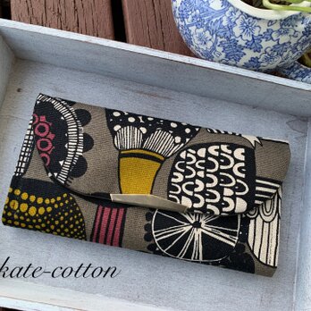 ■　キノコ柄の　北欧風　軽い長財布！　茶系の画像
