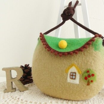 ポシェット（リンゴのある家）