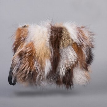 ¶ new antique fur ¶ ブラウン系フォックスファークラッチバッグの画像