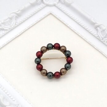 冬色パールのサークルブローチ