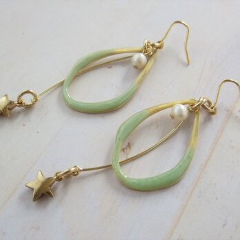 SALE 金具変更OK　Pierces or Earrings　淡水パール　星（P0955）の画像