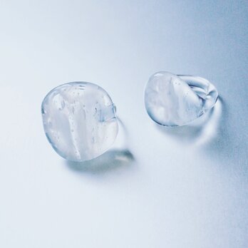 Snow white Glass Ring / Square or Rond shapedの画像