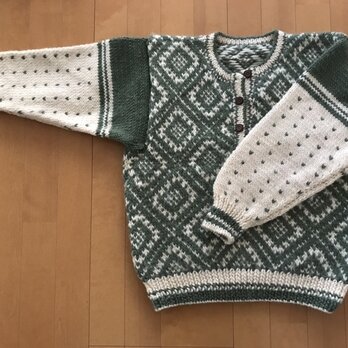 編み込み模様のセーターの画像