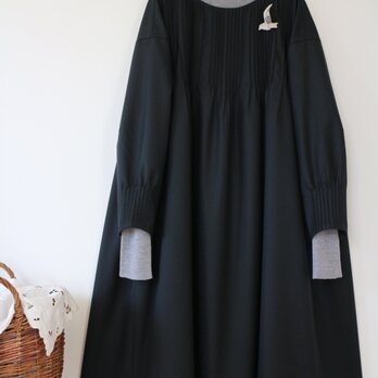 秋★平織ウール100% ピンタックワンピース★