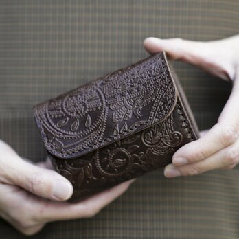 極小財布 オール 栃木レザー ペイズリー型押し コンパクト ウォレット PABLO ダークブラウン ミニ財布 三つ折り 本革の画像