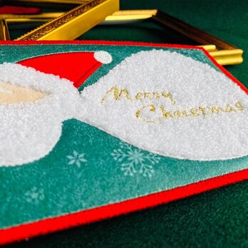 刺しゅうで作った　うれしっしゅのクリスマスカード　サンタのプレゼント編の画像