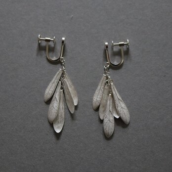 small leaves earring Silver925の画像