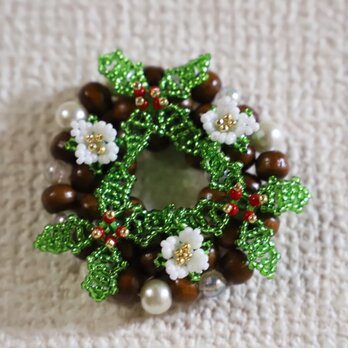 クリスマスリース＊ヒイラギと白い花＊の画像