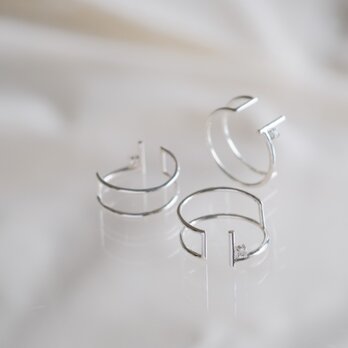 Topaz modern design ring：ホワイトトパーズシルバーリング　silver925　フリーサイズの画像