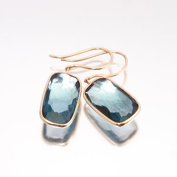 Frame earrings / London blue topazの画像