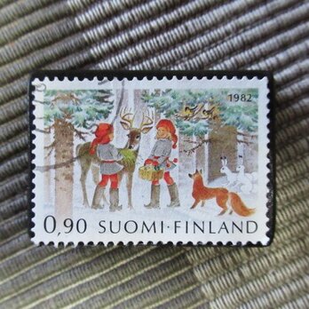 アップサイクル　フィンランド　クリスマス切手ブローチ6894