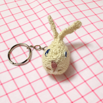 ニット素材のミニウサコ（キーホルダー）