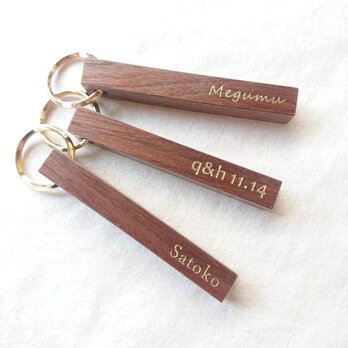 【New】gold walnut key ring 　キーホルダーの画像