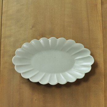 輪花楕円8.5寸鉢／白の画像