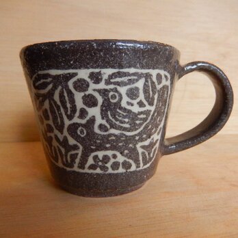 リスと小鳥のコーヒーカップの画像