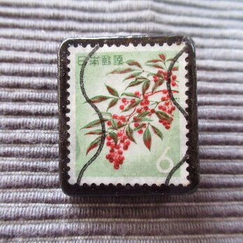 アップサイクル　日本　昭和切手ブローチ6969