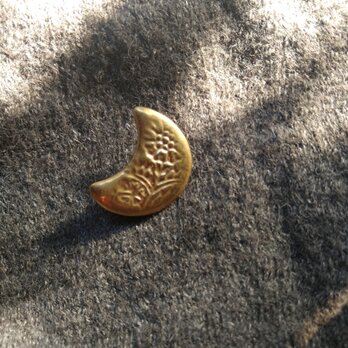 金彩moon陶ブローチ