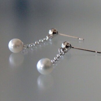 淡水真珠のドロップピアス     （ノンホールピアス可能）の画像