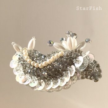 【SeaSlug】ウミウシ 海牛 ビーズ刺繍 ブローチ(L19)の画像