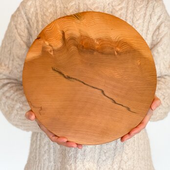木のお皿、カッティングボード（大きな丸・登り龍）の画像
