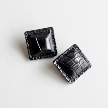 Crocodile Airas~square~【レザーピアス/イヤリング】"black"の画像