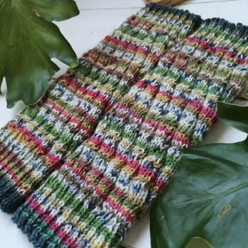 緑の花畑〜オパール毛糸のスパイラル編みレッグウォーマーの画像