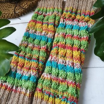熱帯雨林のインコ〜オパール毛糸のスパイラル編みレッグウォーマー６本撚りの画像