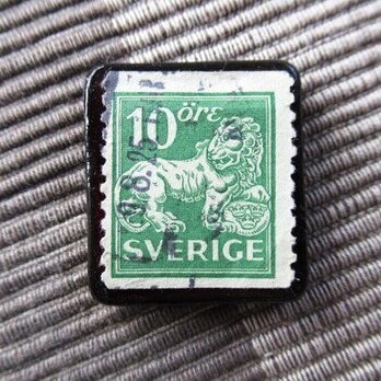 アップサイクル　スウェーデン切手ブローチ7054