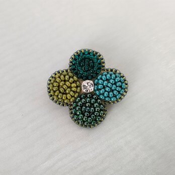 four-leaf clover broochの画像