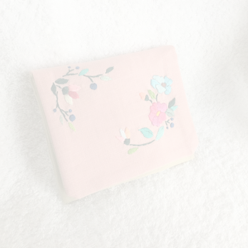 花刺繍のティッシュケース・ピンクの画像