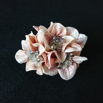 velvet petal corsage ( モーヴピンク )の画像