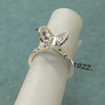 Right angle confrontation CZ Ring  (Oder Production)の画像