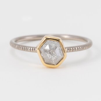 Fog Diamond Ring
