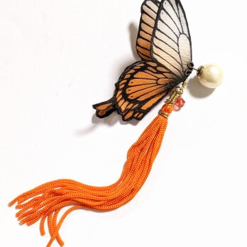『にいはる様 オーダー品』蝶のピアスの画像